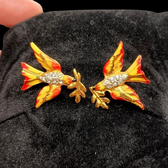 Vtg Enamel & Gold over Sterling Silver Dove Peace Bird Screw Back Earrings - Picture 2 of 5